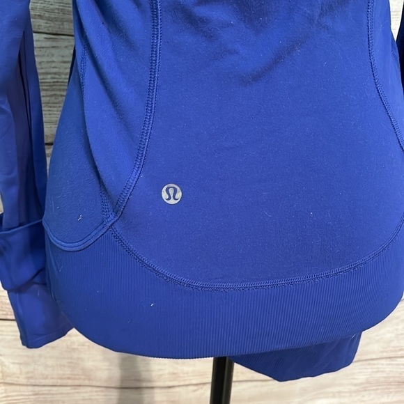 Lululemon Daily Practice Jacket Hood Sapphire Blue Size 4 Thumbholes Zip Pockets - Picture 10 of 14